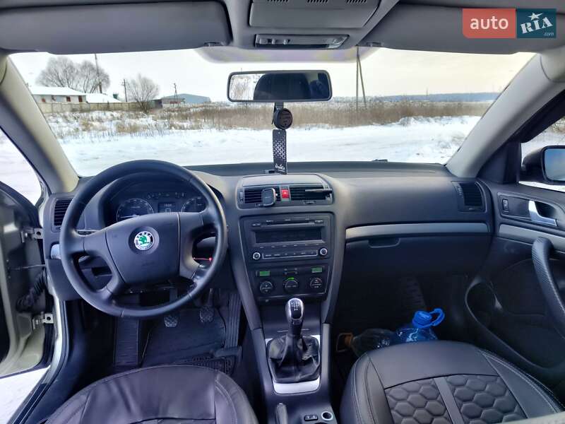 Лифтбек Skoda Octavia 2006 в Киеве