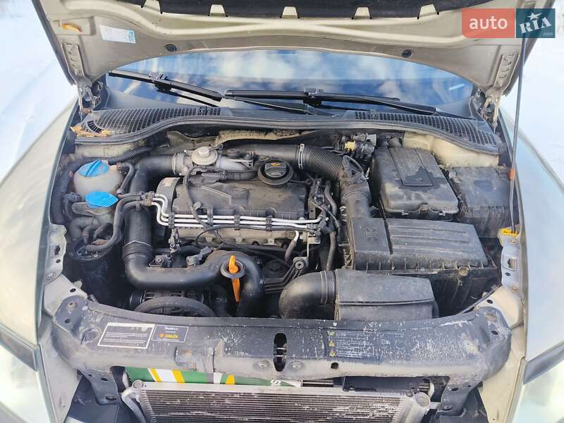 Лифтбек Skoda Octavia 2006 в Киеве