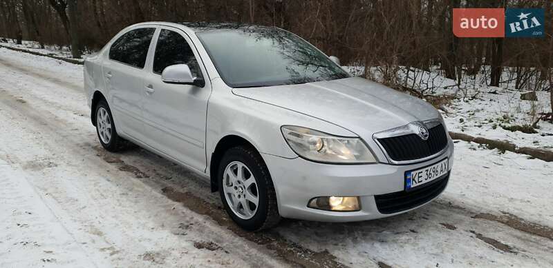 Лифтбек Skoda Octavia 2009 в Глееватке