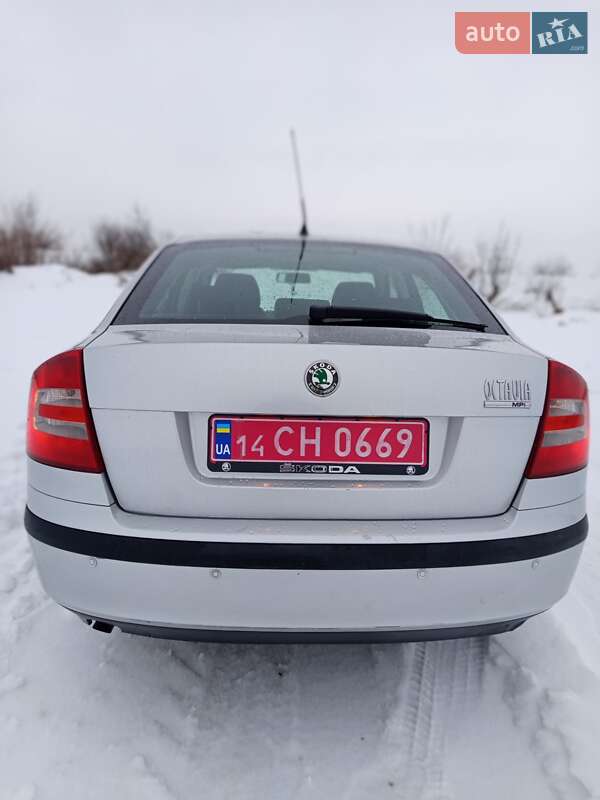 Лифтбек Skoda Octavia 2006 в Дрогобыче