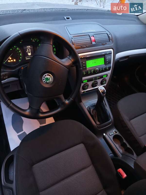 Лифтбек Skoda Octavia 2006 в Дрогобыче