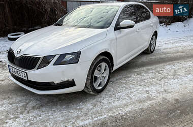 Лифтбек Skoda Octavia 2018 в Киеве