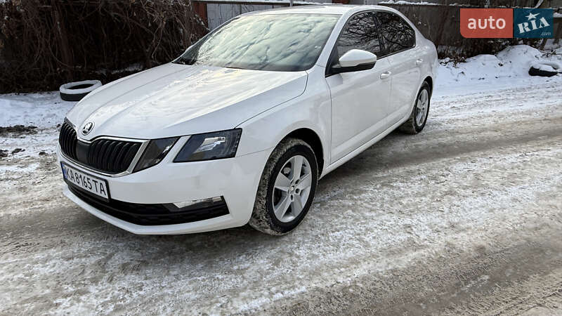 Лифтбек Skoda Octavia 2018 в Киеве фото Лифтбек Skoda Octavia 2018 в Киеве