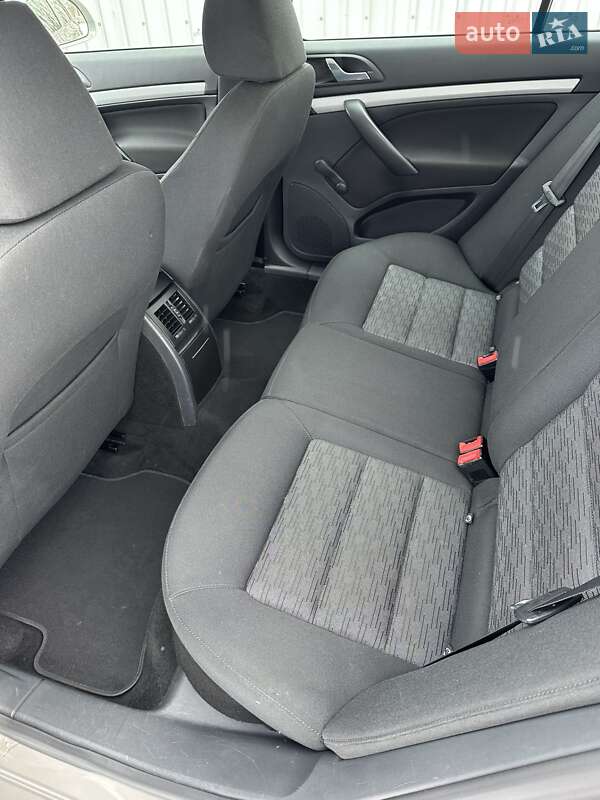 Лифтбек Skoda Octavia 2011 в Харькове