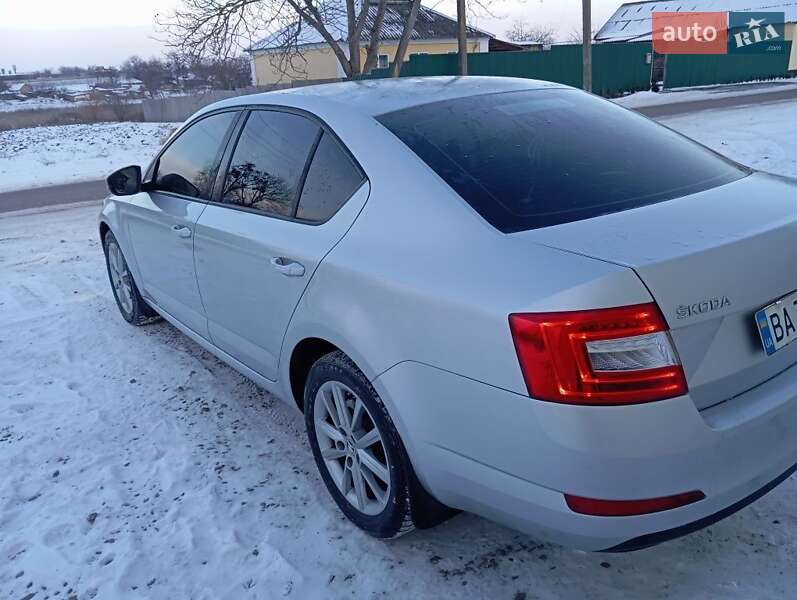 Универсал Skoda Octavia 2015 в Полтаве фото 4 Универсал Skoda Octavia 2015 в Полтаве