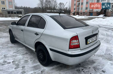 Лифтбек Skoda Octavia 2004 в Долине