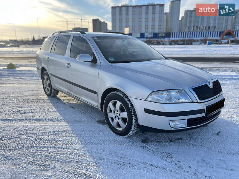Универсал Skoda Octavia 2007 в Киеве фото Универсал Skoda Octavia 2007 в Киеве