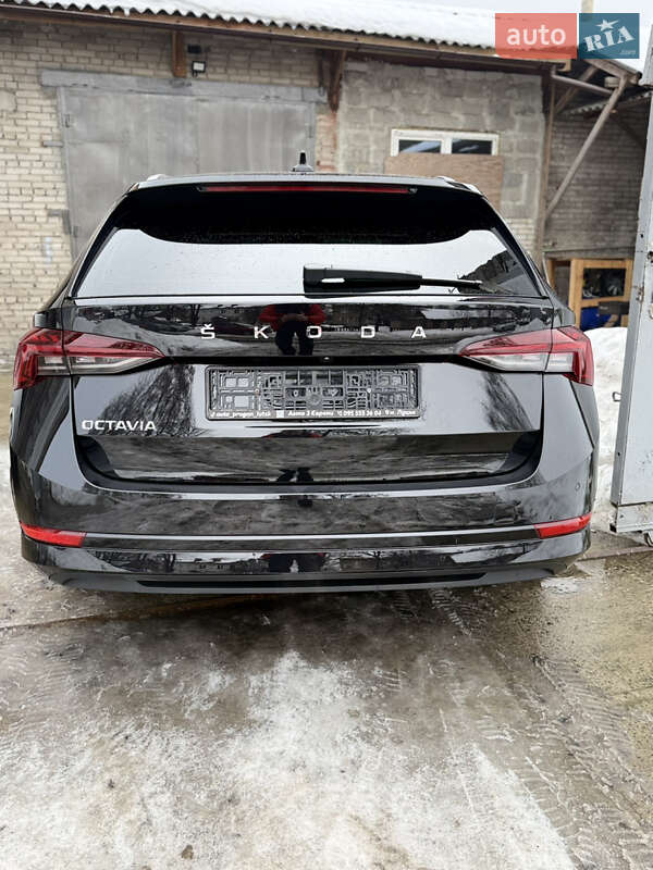 Универсал Skoda Octavia 2022 в Луцке фото 6 Универсал Skoda Octavia 2022 в Луцке