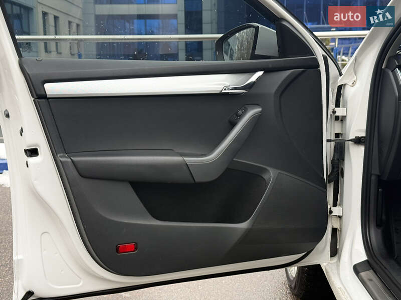 Универсал Skoda Octavia 2015 в Киеве