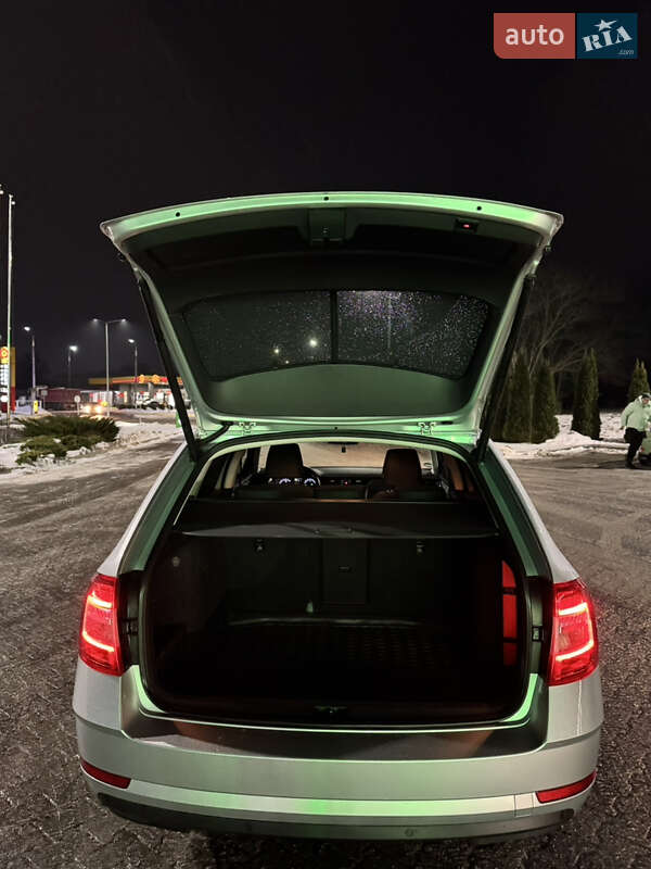 Універсал Skoda Octavia 2017 в Черкасах