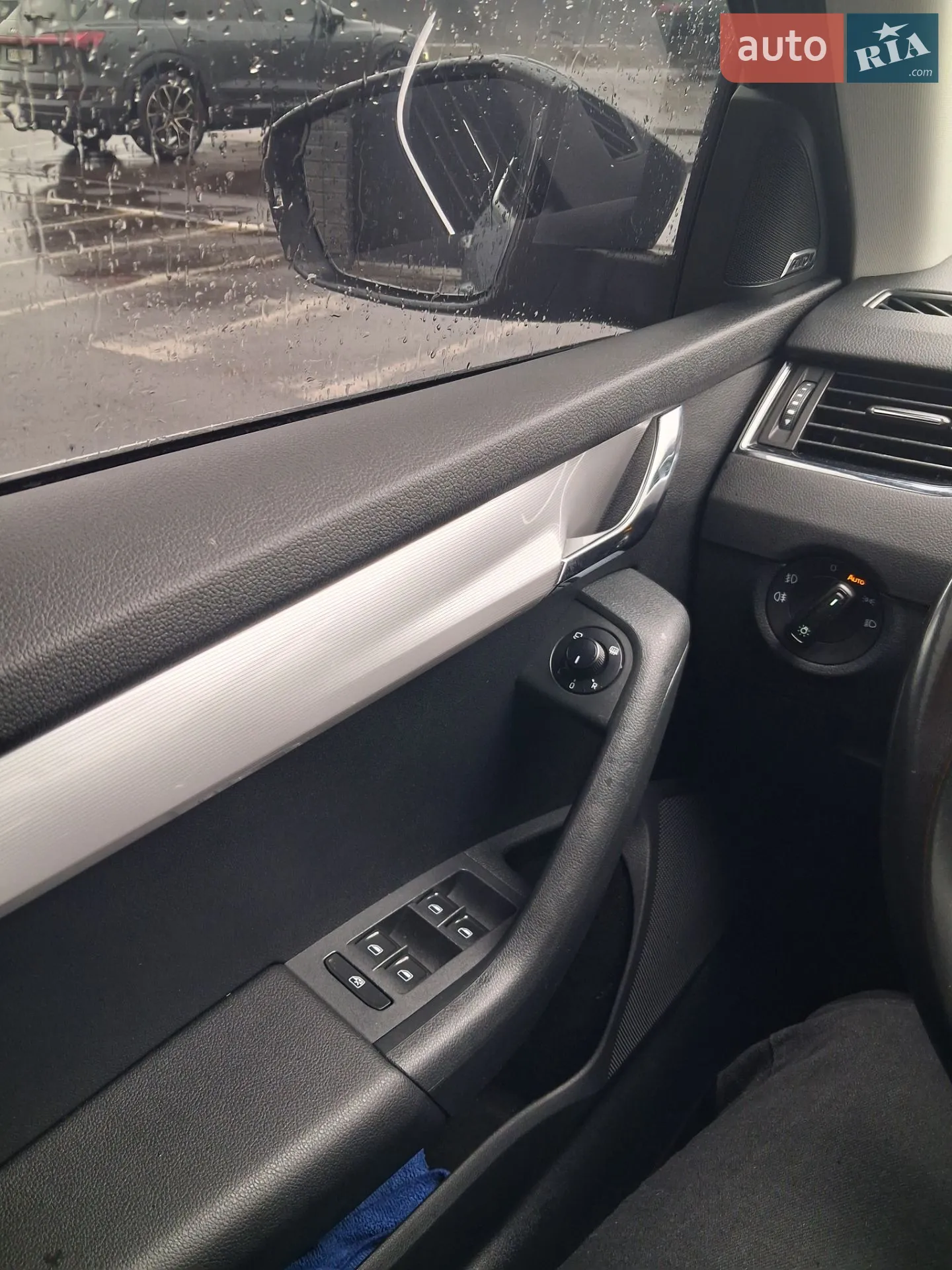 2013 Skoda Octavia - мініатюра 52