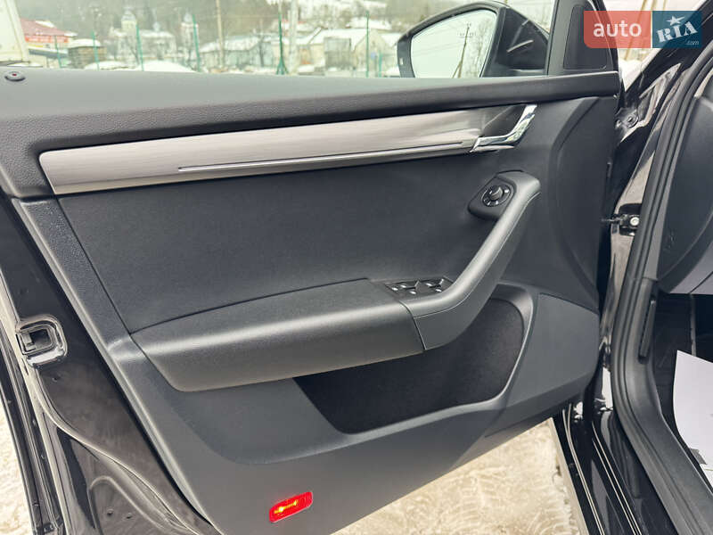 Универсал Skoda Octavia 2019 в Бережанах