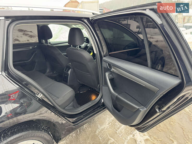 Универсал Skoda Octavia 2019 в Бережанах