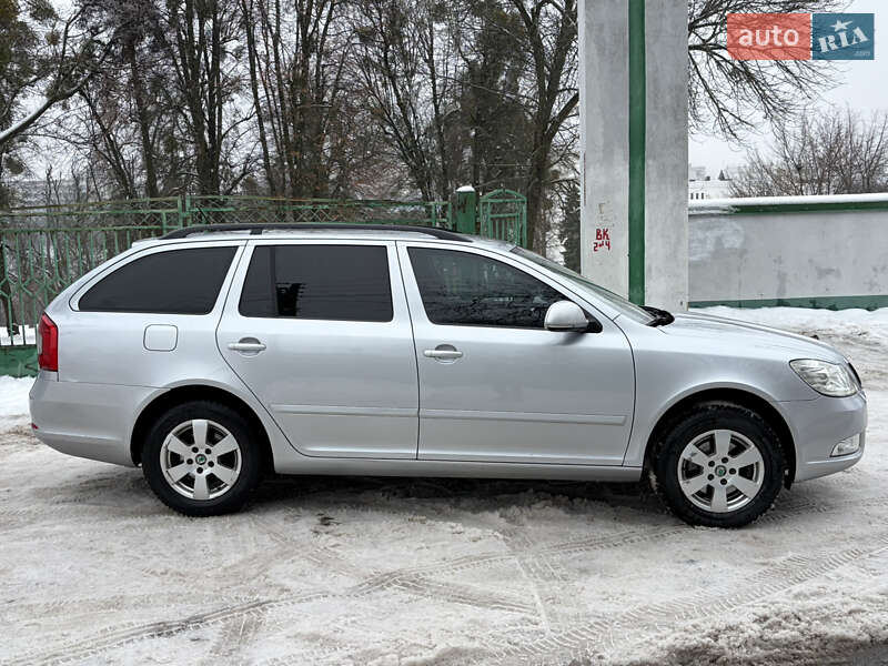 Универсал Skoda Octavia 2012 в Виннице