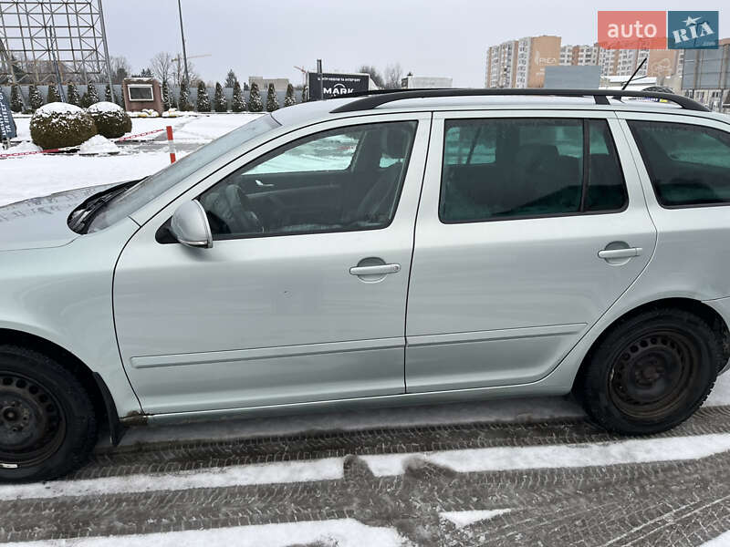 Универсал Skoda Octavia 2011 в Львове