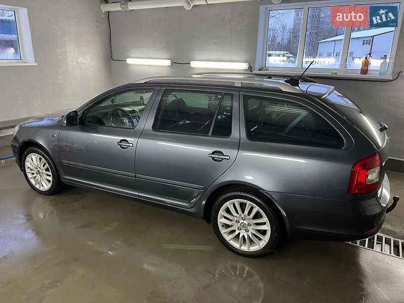 Универсал Skoda Octavia 2012 в Чернигове