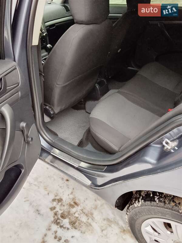 Универсал Skoda Octavia 2008 в Полтаве