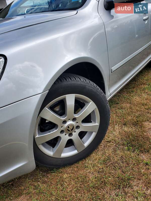 Универсал Skoda Octavia 2011 в Ратным