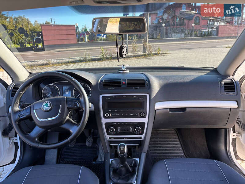 Универсал Skoda Octavia 2011 в Дрогобыче