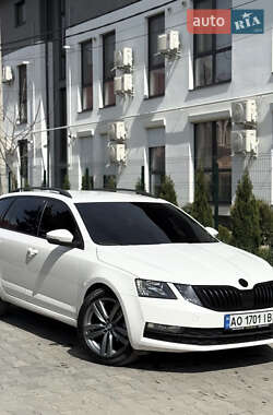 Универсал Skoda Octavia 2018 в Ужгороде