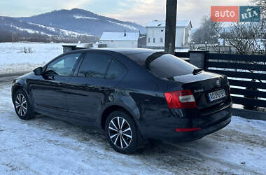Лифтбек Skoda Octavia 2015 в Сваляве