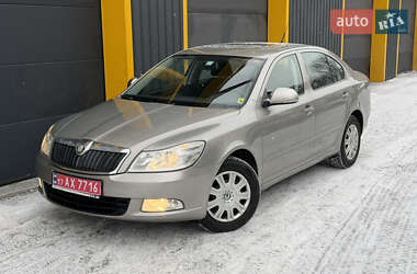 Лифтбек Skoda Octavia 2010 в Киеве