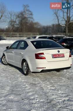 Лифтбек Skoda Octavia 2018 в Стрые