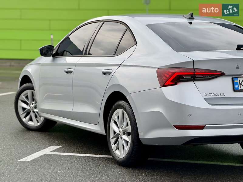 Лифтбек Skoda Octavia 2022 в Киеве