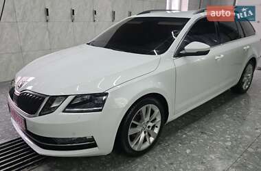 Универсал Skoda Octavia 2017 в Надворной