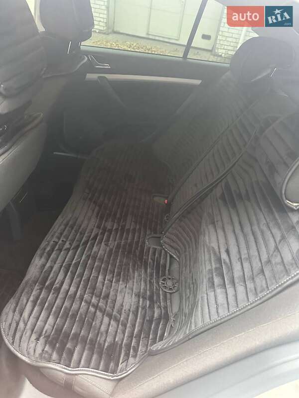 Лифтбек Skoda Octavia 2012 в Днепре фото 11 Лифтбек Skoda Octavia 2012 в Днепре