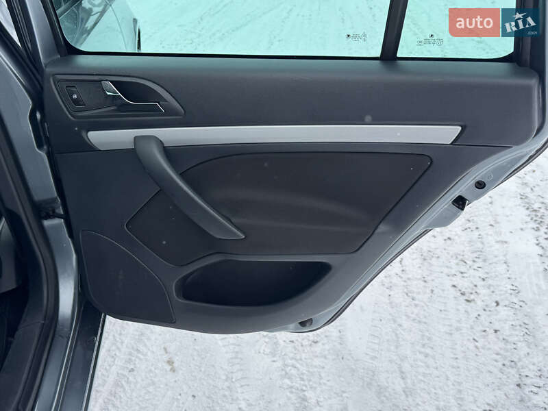 Универсал Skoda Octavia 2012 в Полтаве