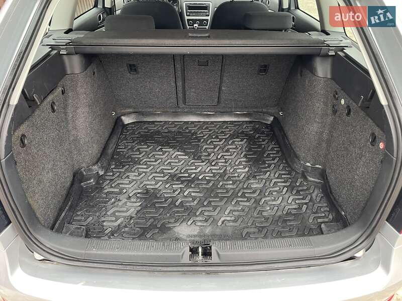 Универсал Skoda Octavia 2010 в Ирпене