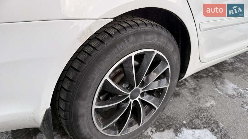 Лифтбек Skoda Octavia 2010 в Залещиках