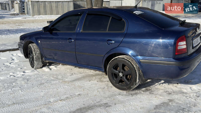 Лифтбек Skoda Octavia 2006 в Харькове