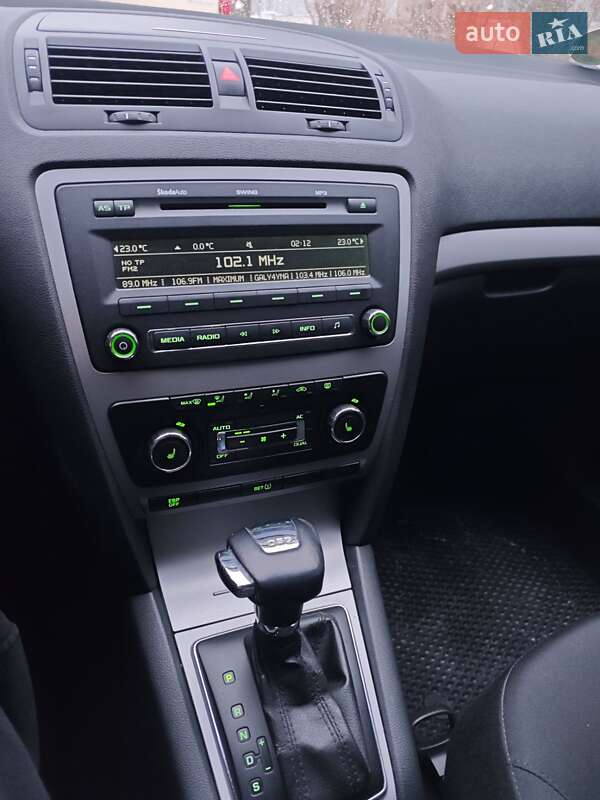 Универсал Skoda Octavia 2009 в Овруче фото 37 Универсал Skoda Octavia 2009 в Овруче
