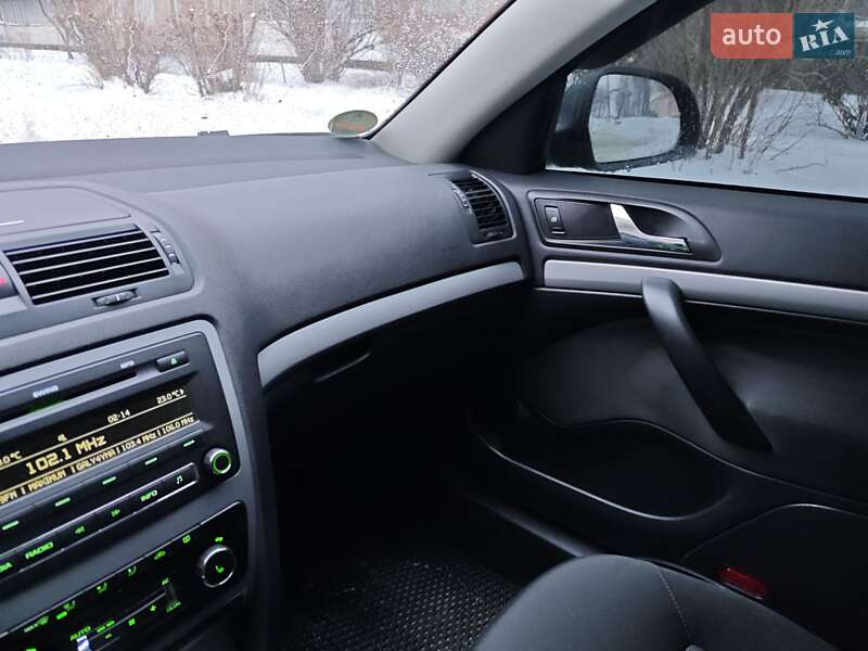 Универсал Skoda Octavia 2009 в Овруче фото 54 Универсал Skoda Octavia 2009 в Овруче