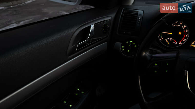 Лифтбек Skoda Octavia 2010 в Залещиках