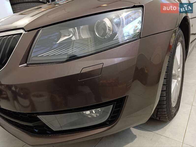 Универсал Skoda Octavia 2013 в Ивано-Франковске