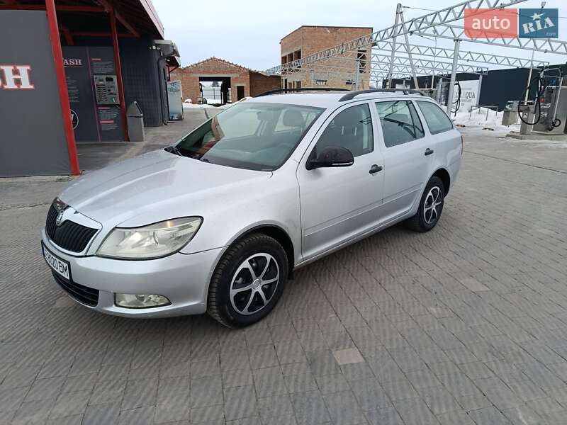 Skoda Octavia 2011 Skoda Octavia 2011