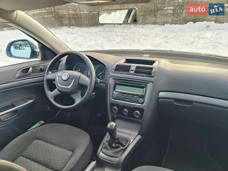Универсал Skoda Octavia 2009 в Чернигове