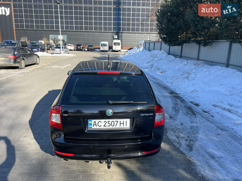 Универсал Skoda Octavia 2011 в Луцке
