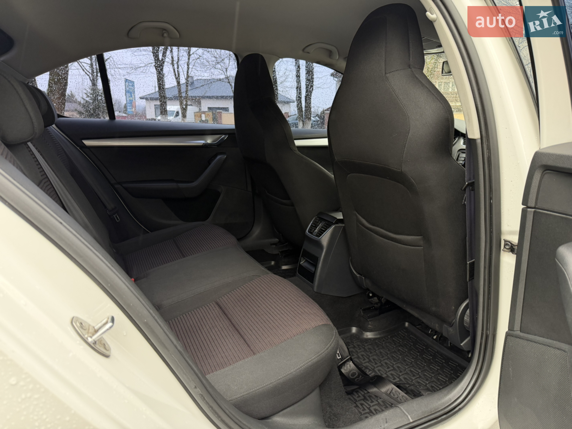 2014 Skoda Octavia - мініатюра 27