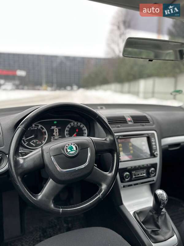 Универсал Skoda Octavia 2011 в Луцке