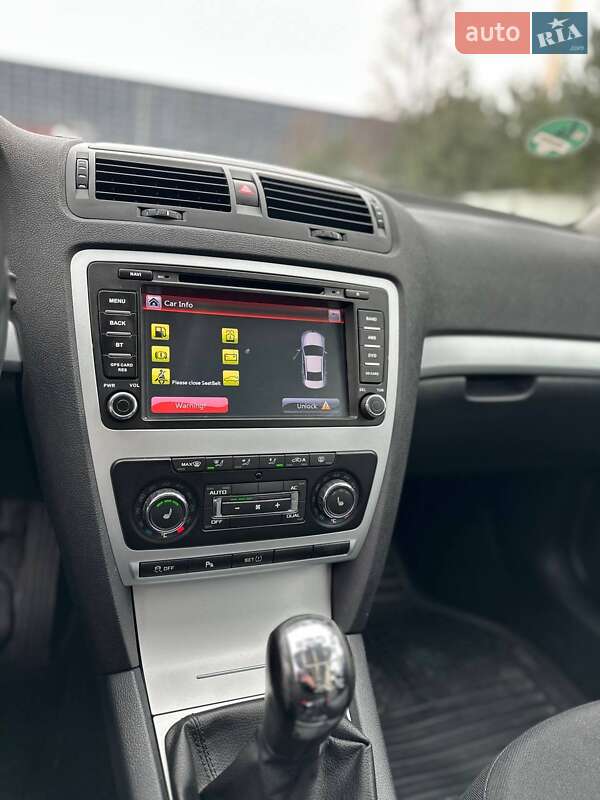 Универсал Skoda Octavia 2011 в Луцке