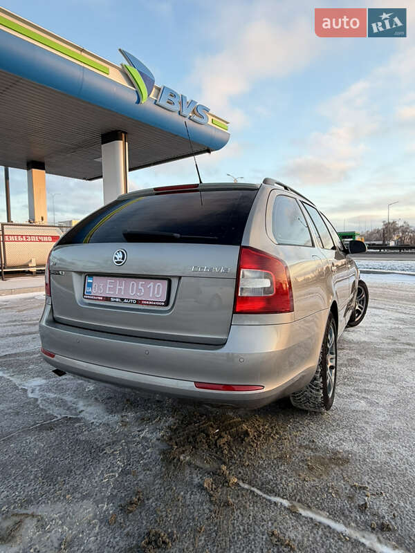 Универсал Skoda Octavia 2009 в Полтаве