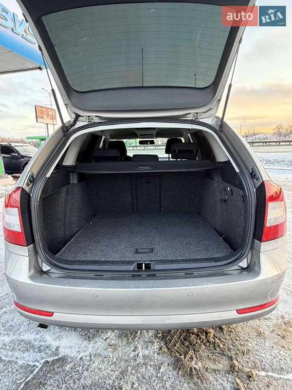 Универсал Skoda Octavia 2009 в Полтаве