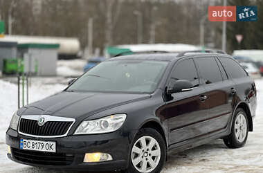 Універсал Skoda Octavia 2008 в Новояворівську