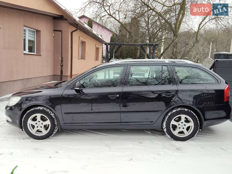 Универсал Skoda Octavia 2012 в Ровно
