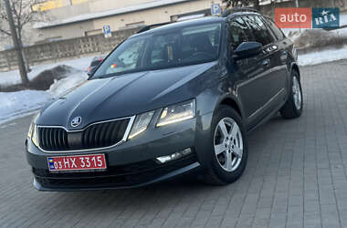 Универсал Skoda Octavia 2019 в Луцке