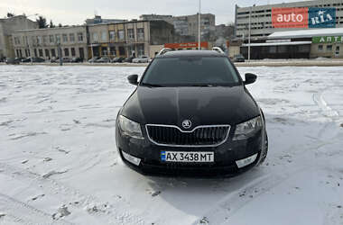Універсал Skoda Octavia 2015 в Харкові